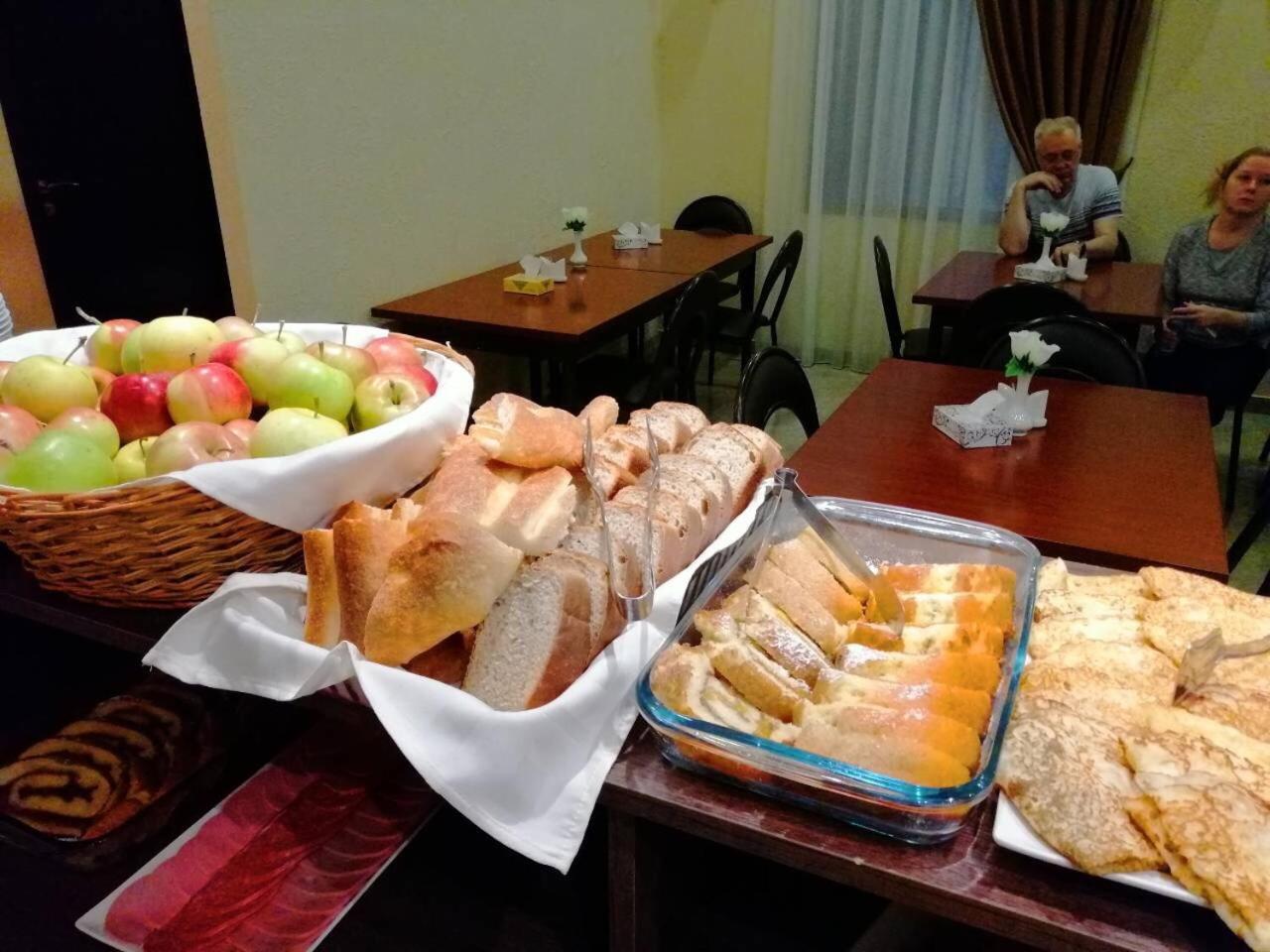 Eridana Hotel เยเรวาน ภายนอก รูปภาพ